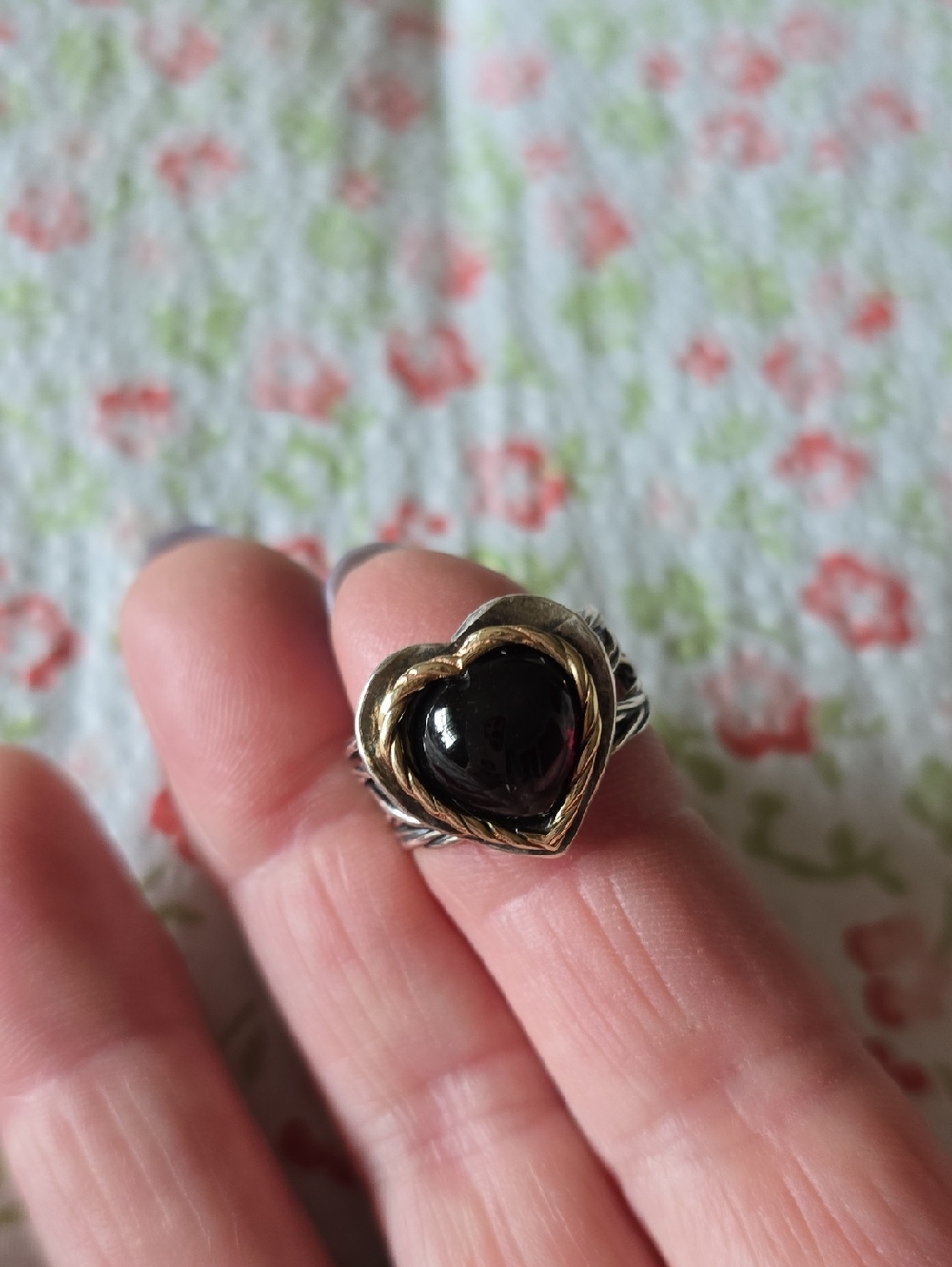 Heart Cabochon Ring with Black Stone and Gold Accent